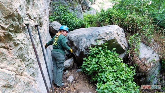Dawn Mine Rock Bars